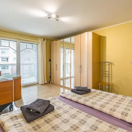 Strandnahe Und Geraeumige Mit 3 Schlafzimmern Strandburg Apartmán