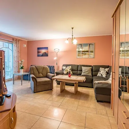 Apartmán Strandnahe Und Geraeumige Mit 3 Schlafzimmern Strandburg *