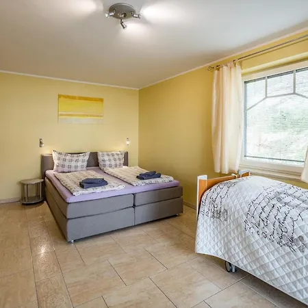 Strandnahe Und Geraeumige Mit 3 Schlafzimmern Strandburg Apartmán Ostseebad Kühlungsborn