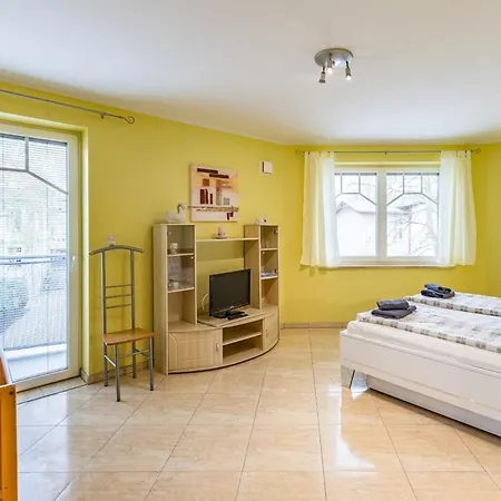 Strandnahe Und Geraeumige Mit 3 Schlafzimmern Strandburg Apartmán Ostseebad Kühlungsborn