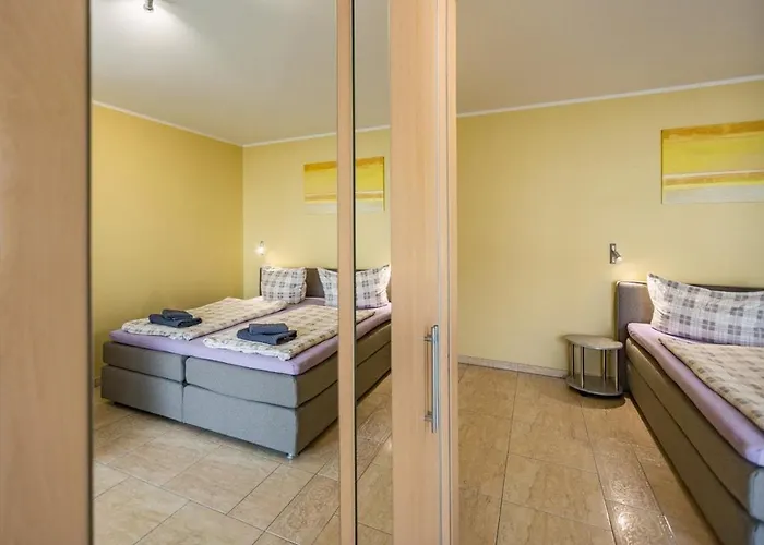 Strandnahe Und Geraeumige Mit 3 Schlafzimmern Strandburg Apartment Kuehlungsborn
