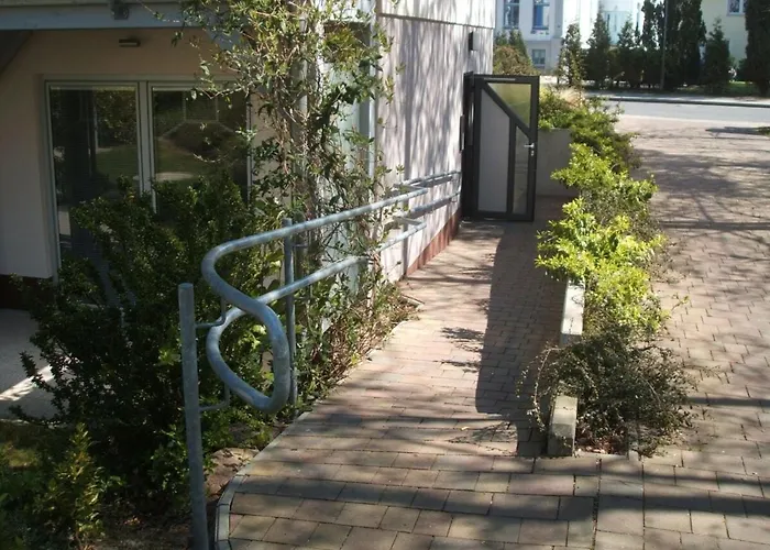 Apartment Strandnahe Und Geraeumige Mit 3 Schlafzimmern Strandburg