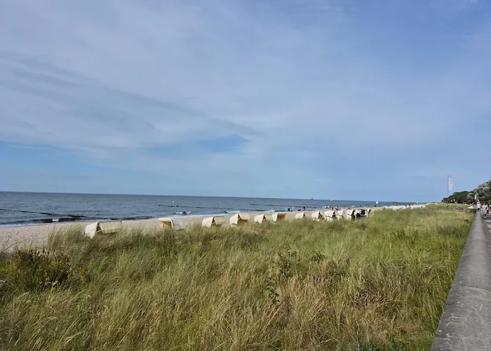 Apartment Strandnahe Und Geraeumige Mit 3 Schlafzimmern Strandburg
